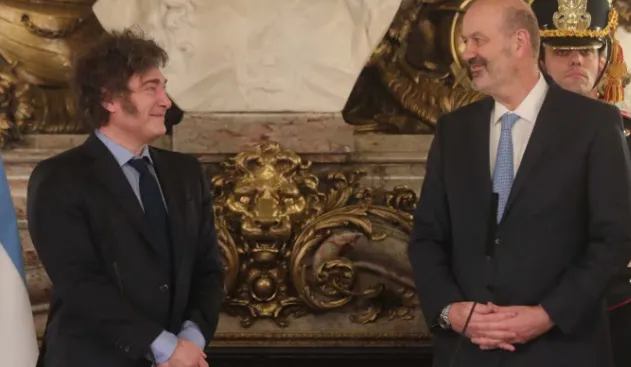 javier milei funcionario