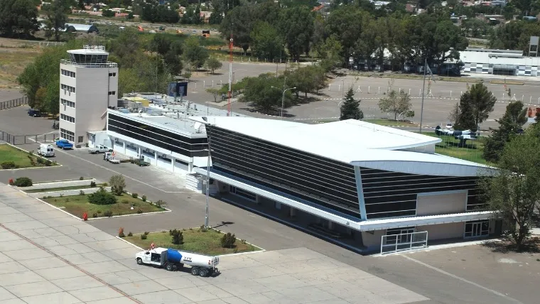 aeropuerto juan domingo peron neuquen