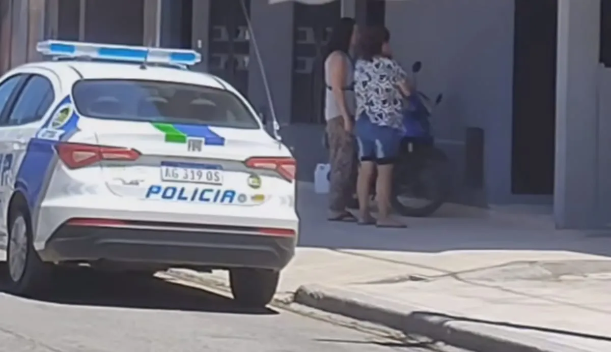 85dd3f08-a840-45f8-8190-3d5f616252c3