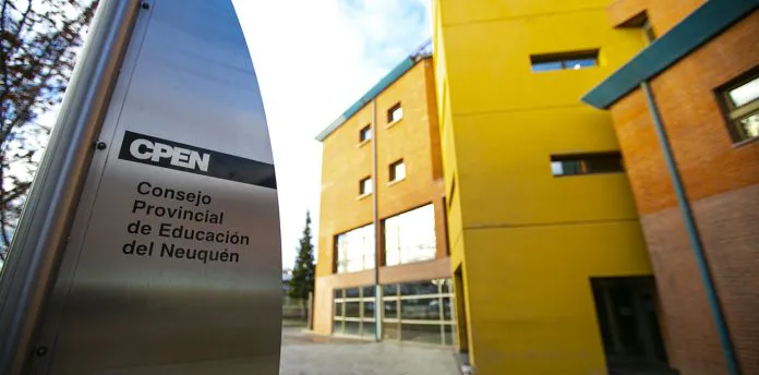 CPEConsejo-de-Educacion-nqn-17-696x344