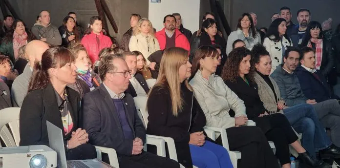 WEB-CFI-WA0075-1-696x344