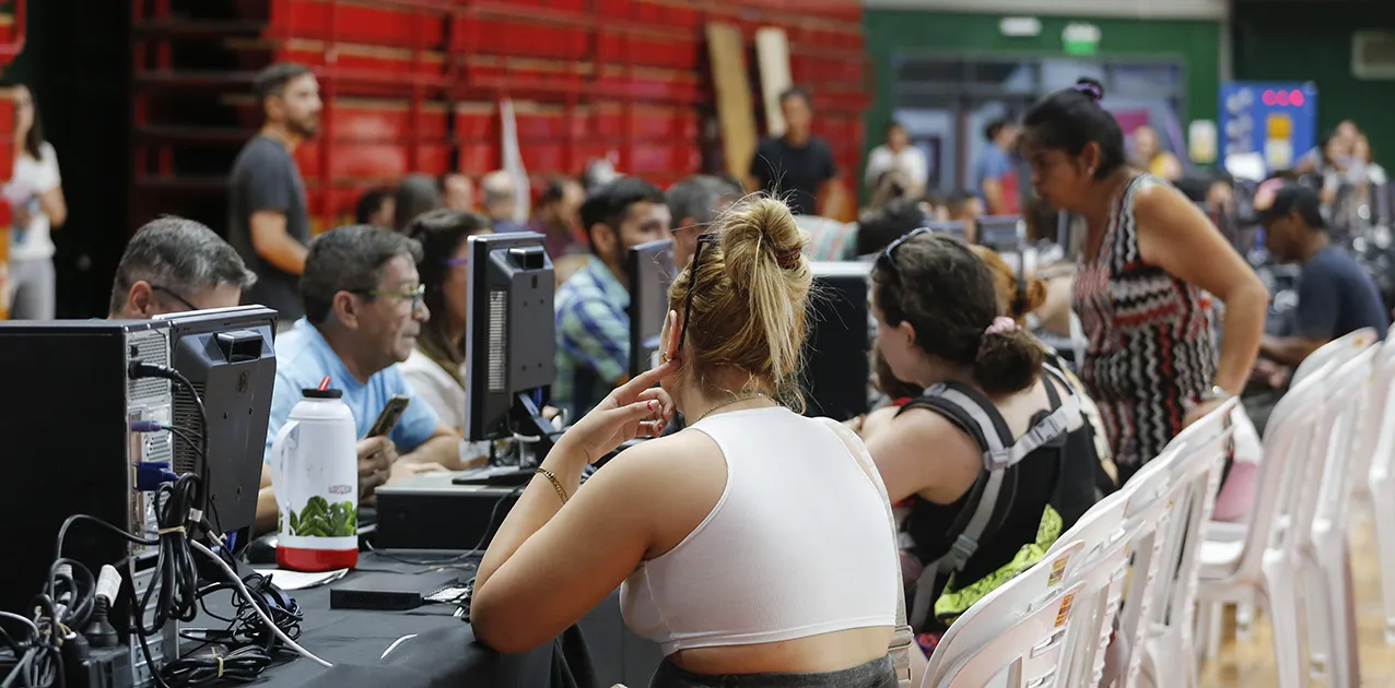 web-RELEVAMIENTO-PLANES-SOCIALES_08A8519