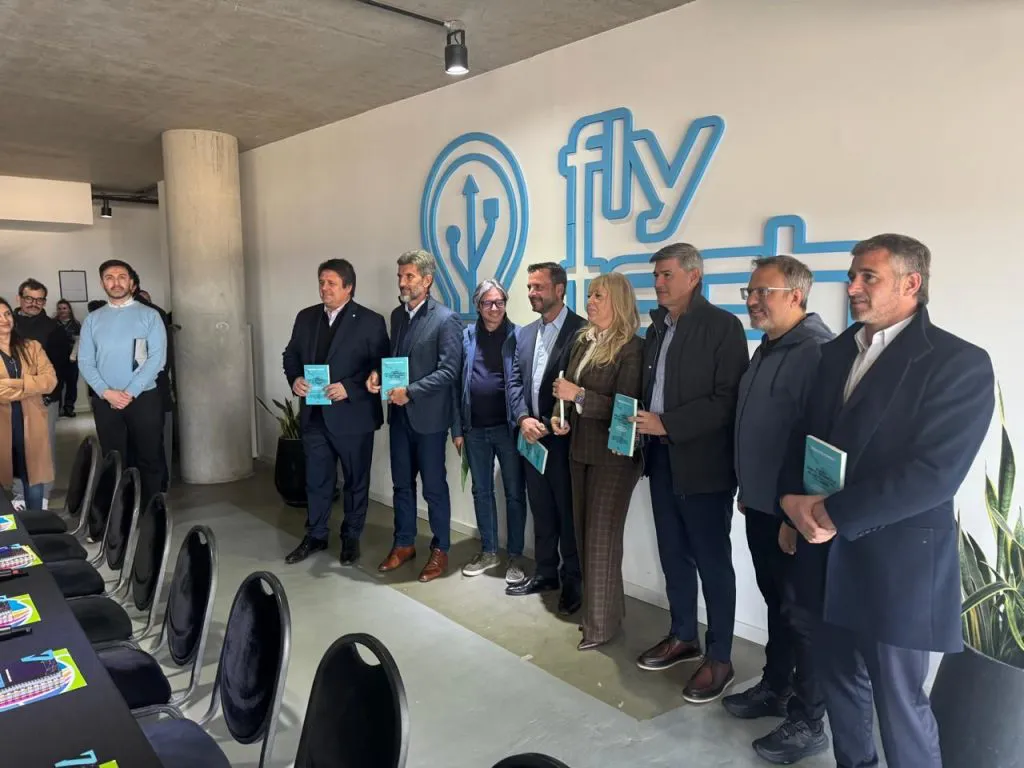 Gaido-en-escobar-por-IA-1024x768