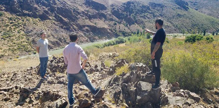 web-Turismo-trabaja-en-proyectos-junto-al-Copade-en-la-Region-Norte-Neuquina-1-696x344