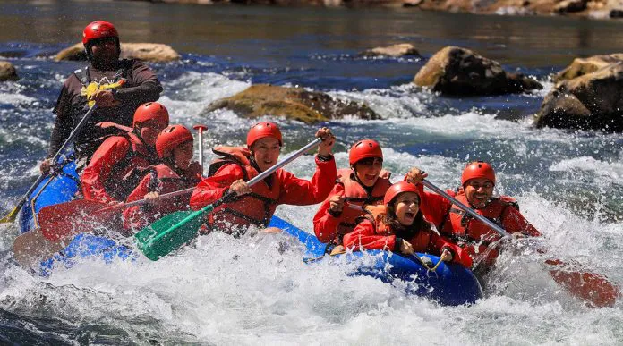 web-rafting-alumine_00443370510509353869090.-696x387