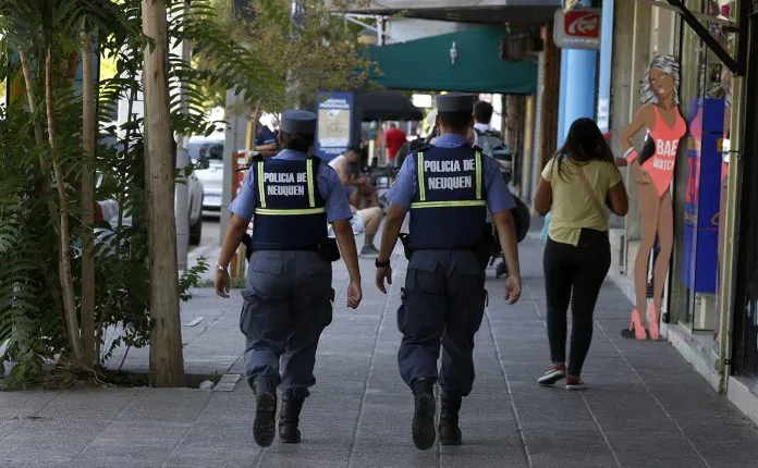 POLICIA-1-696x430 (1)