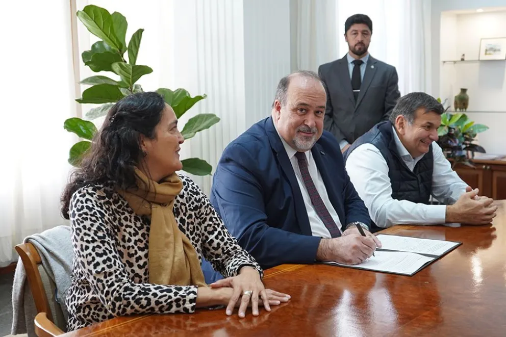 md - 2025-05-26T164047.674