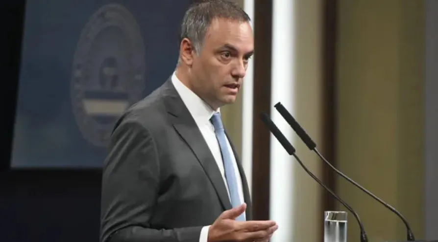 manuel adorni 1