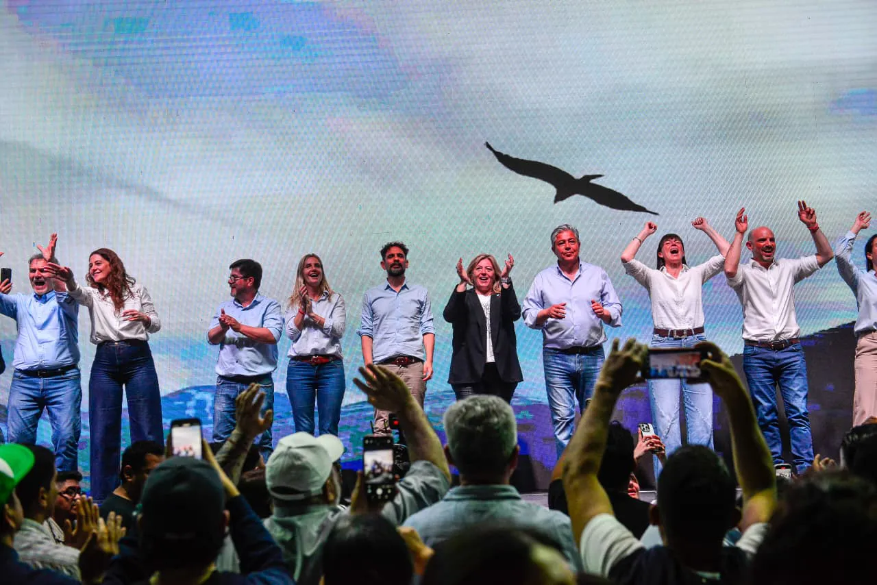 WhatsApp Image 2025-10-14 at 13.03.27-2