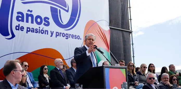 WEB-ROLANDO-FIGUEROA-DSC05948-696x344